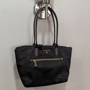 Michael Kors Kelsey Medium Tote